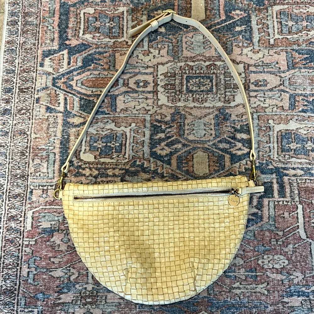 Clare V grande Fanny with complimentary black strap